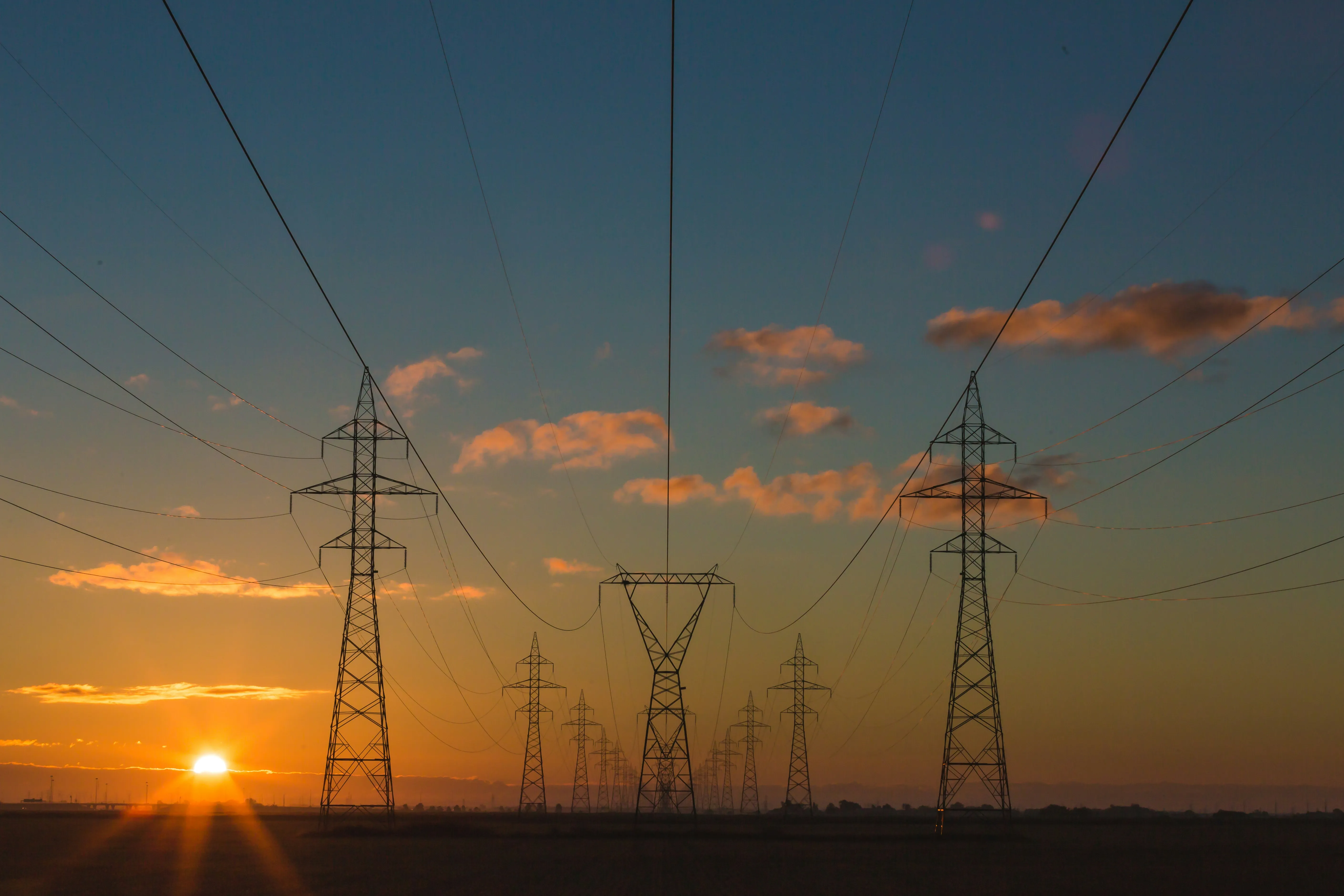 Power transmission application for silicone rubber insulators wire and cable